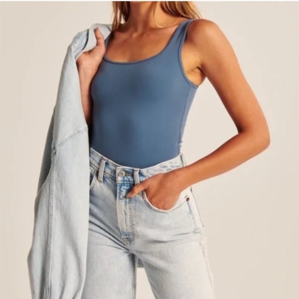 Abercrombie & Fitch Cotton-Blend Seamless Fabric Tank Bodysuit - Small